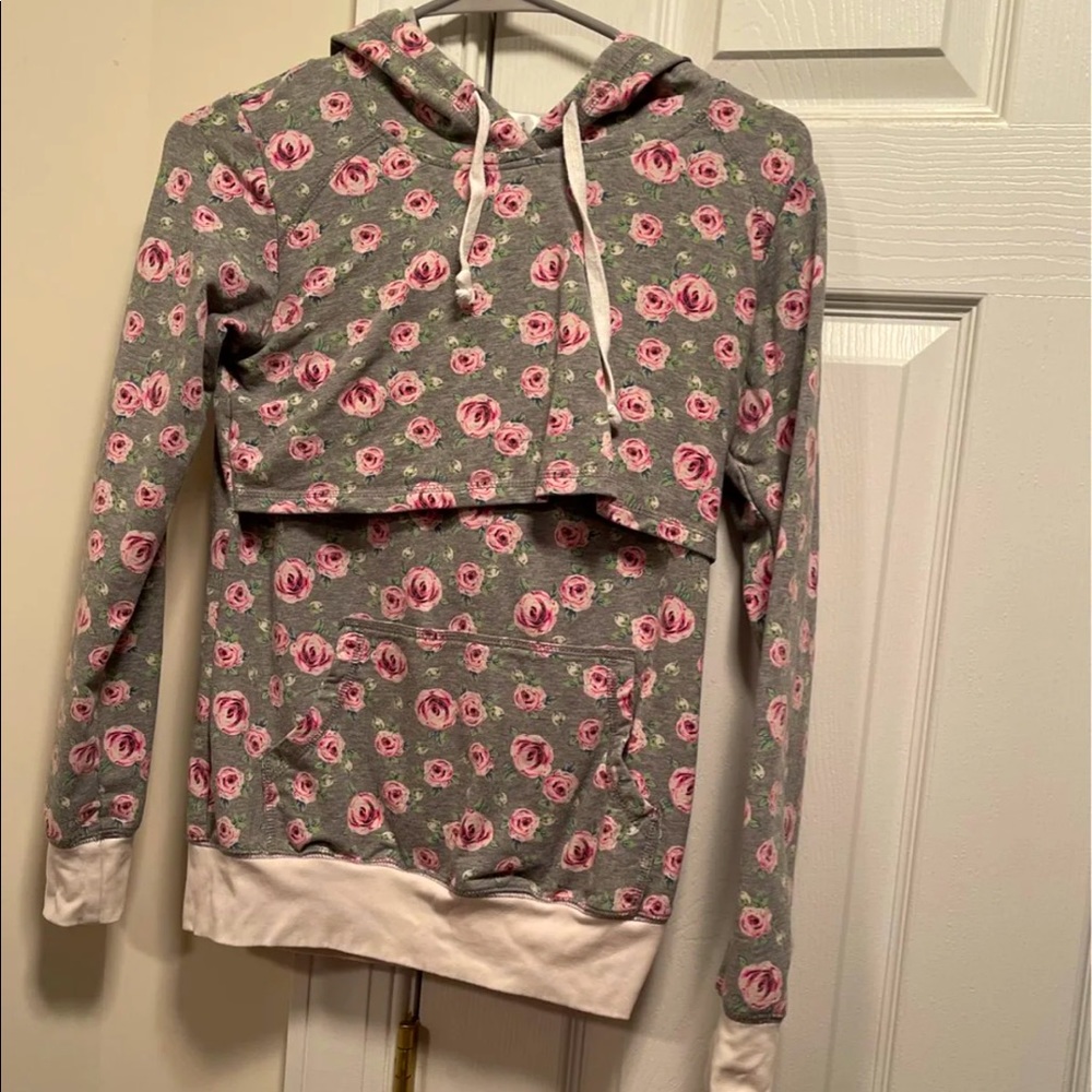 Latched mama nursing pullover
